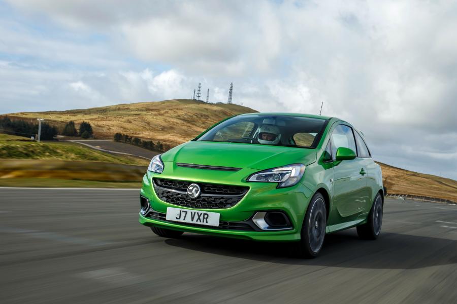  Vauxhall Corsa VXR 2015 года  (фото 17 из 37)